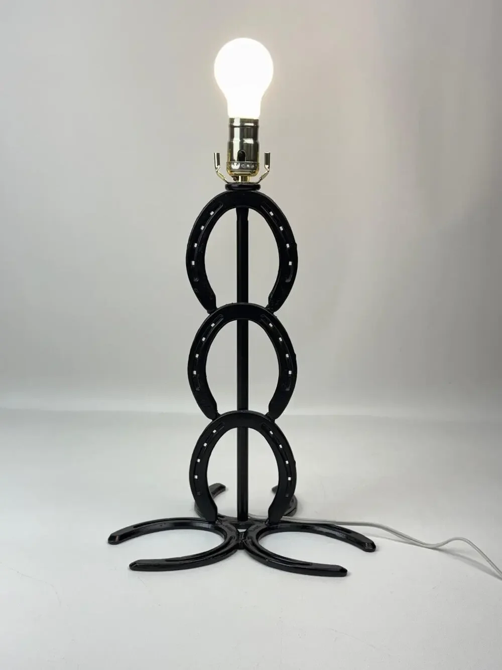 Horseshoe Lamp 18